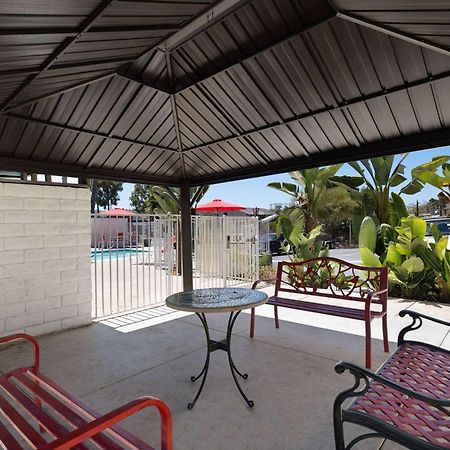 Ramada By Wyndham San Diego Poway Miramar المظهر الخارجي الصورة