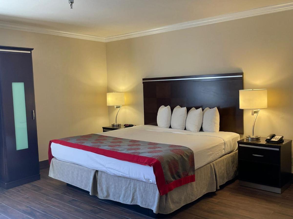 Ramada By Wyndham San Diego Poway Miramar المظهر الخارجي الصورة