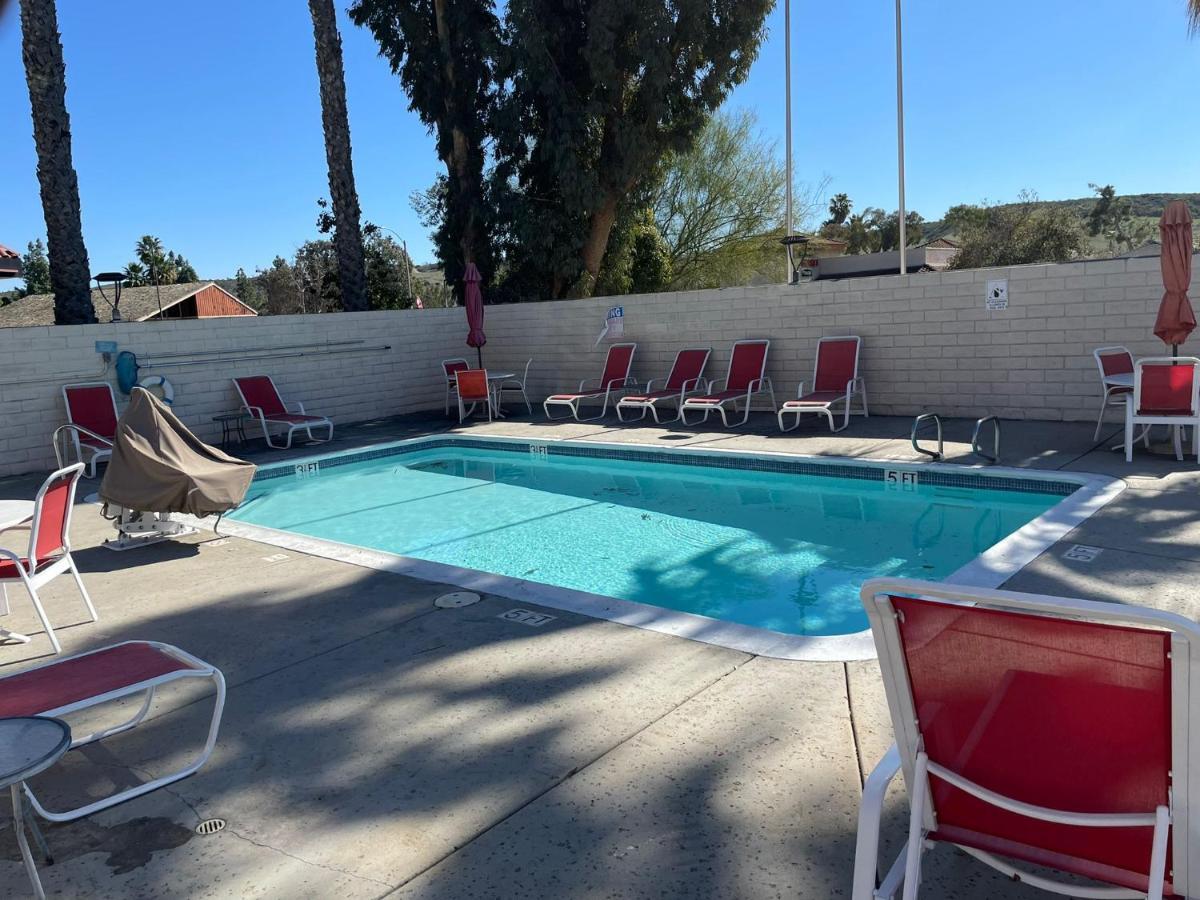 Ramada By Wyndham San Diego Poway Miramar المظهر الخارجي الصورة