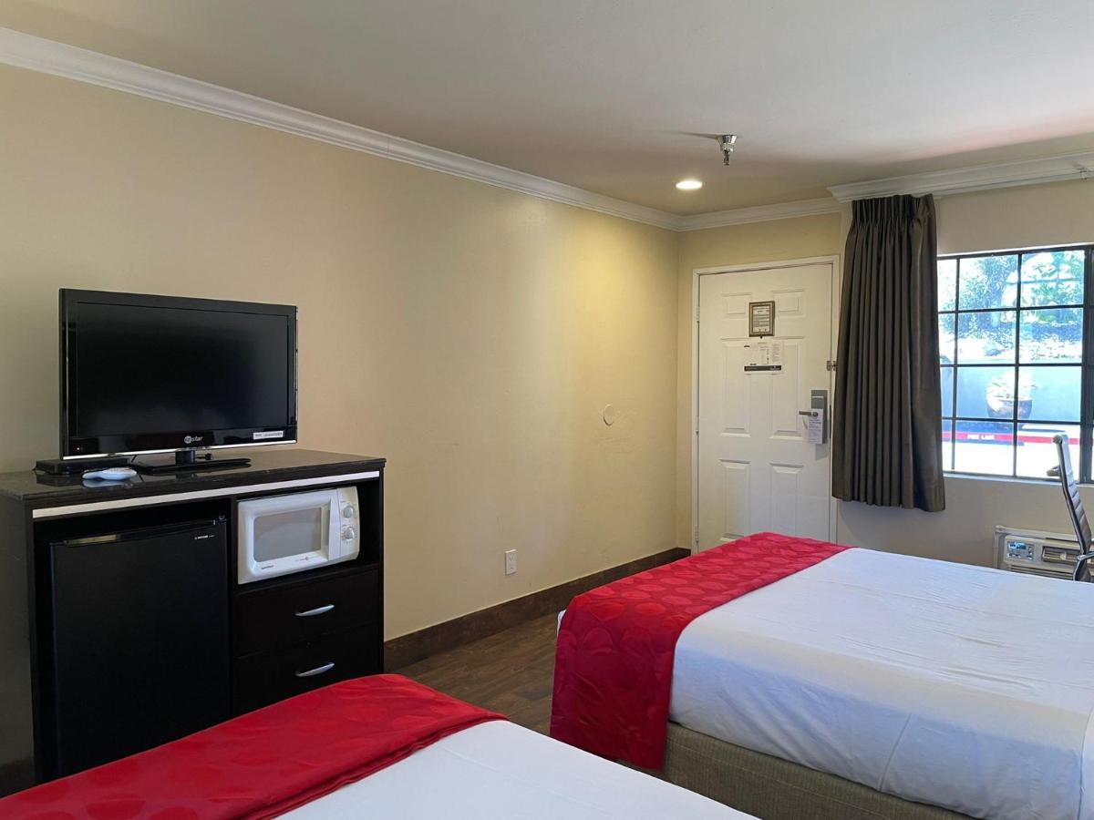 Ramada By Wyndham San Diego Poway Miramar المظهر الخارجي الصورة