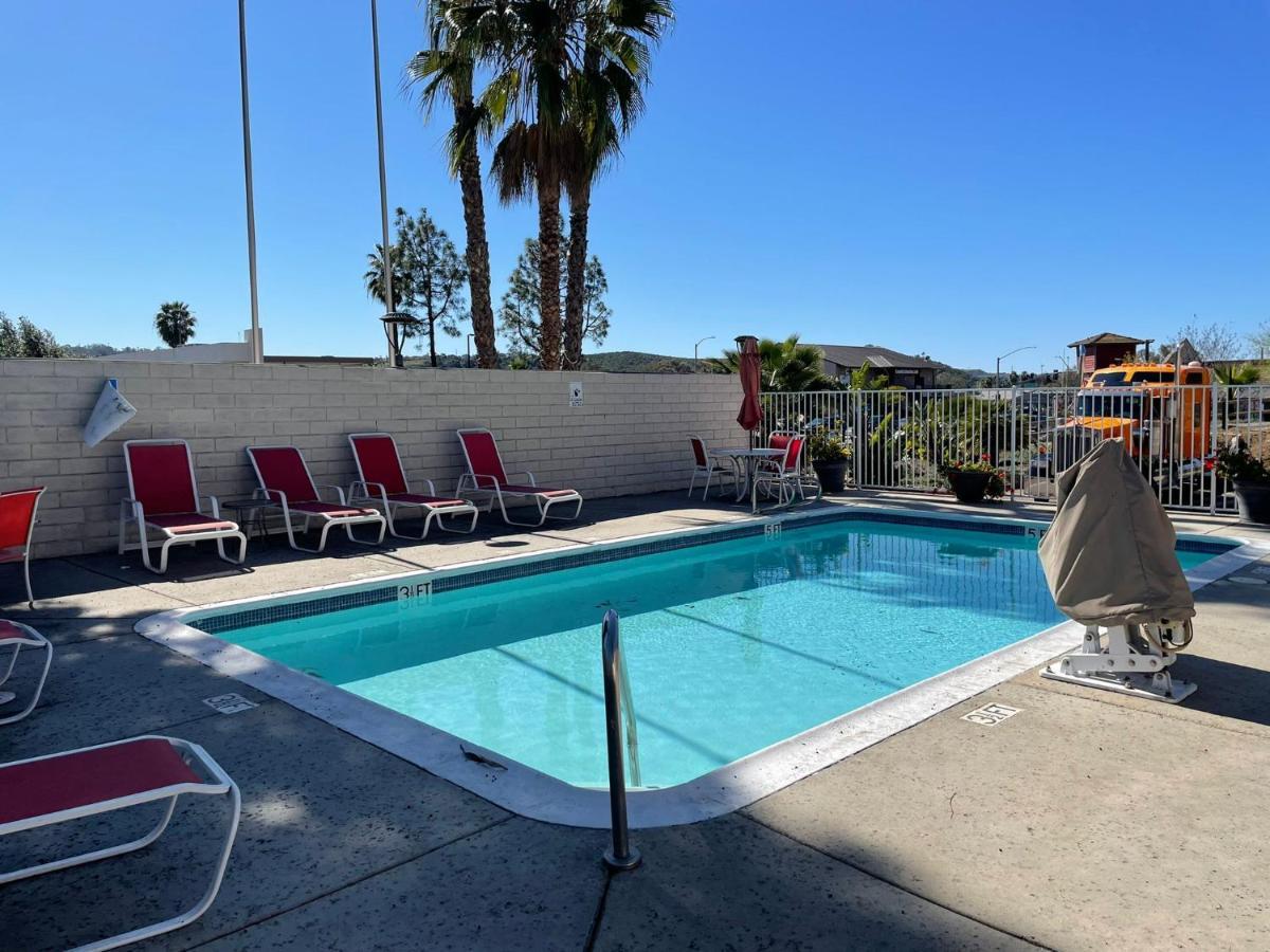 Ramada By Wyndham San Diego Poway Miramar المظهر الخارجي الصورة