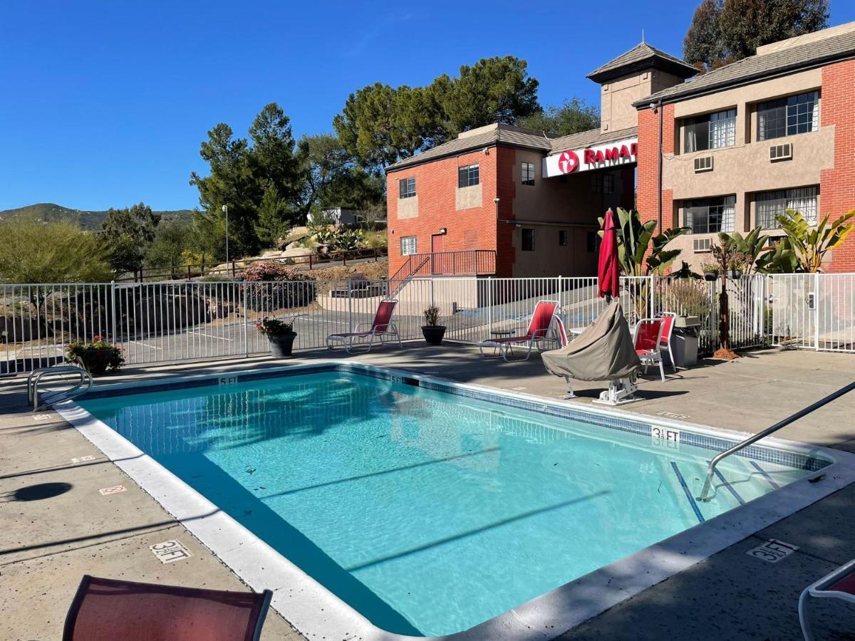 Ramada By Wyndham San Diego Poway Miramar المظهر الخارجي الصورة