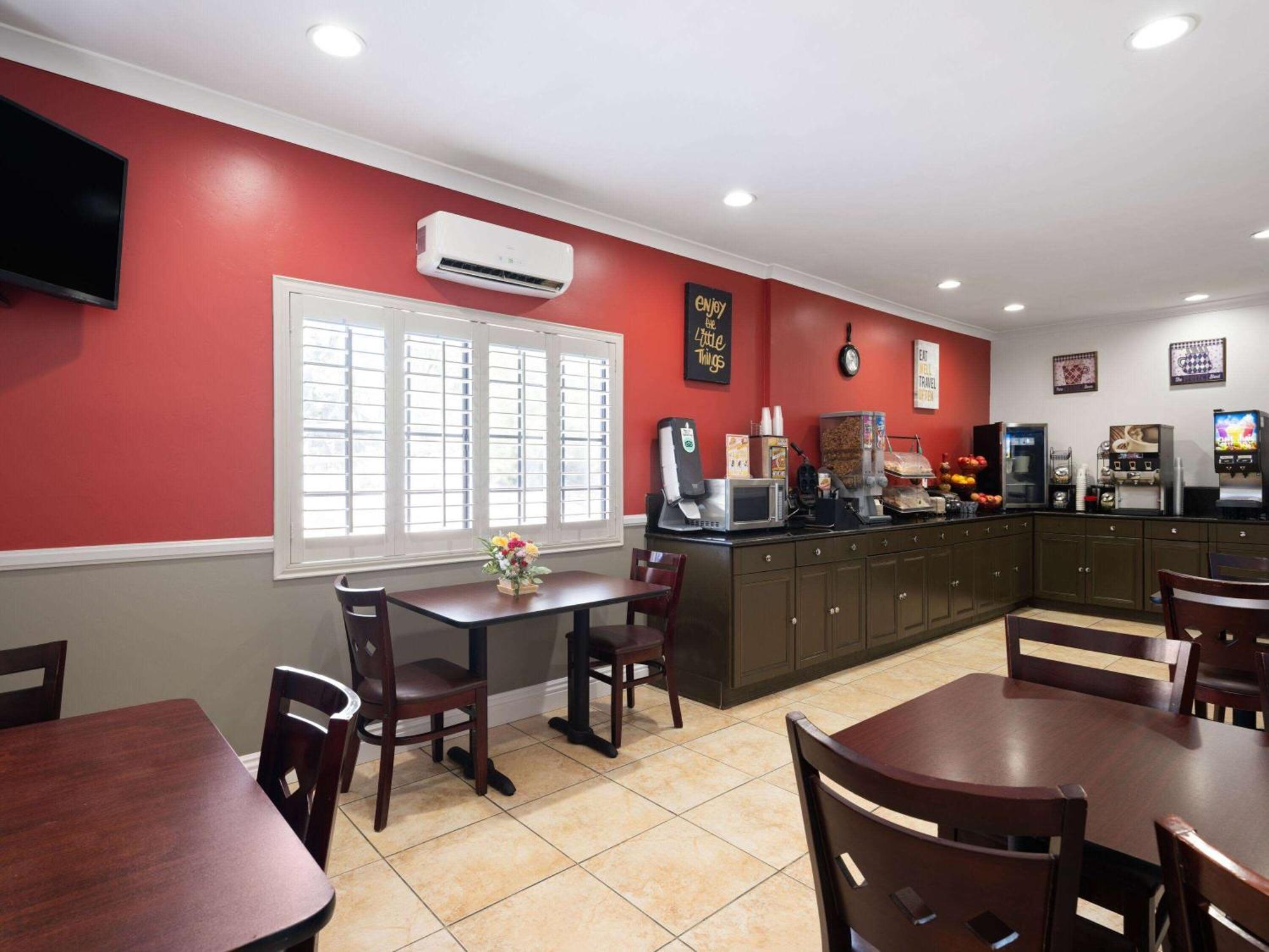 Ramada By Wyndham San Diego Poway Miramar المظهر الخارجي الصورة