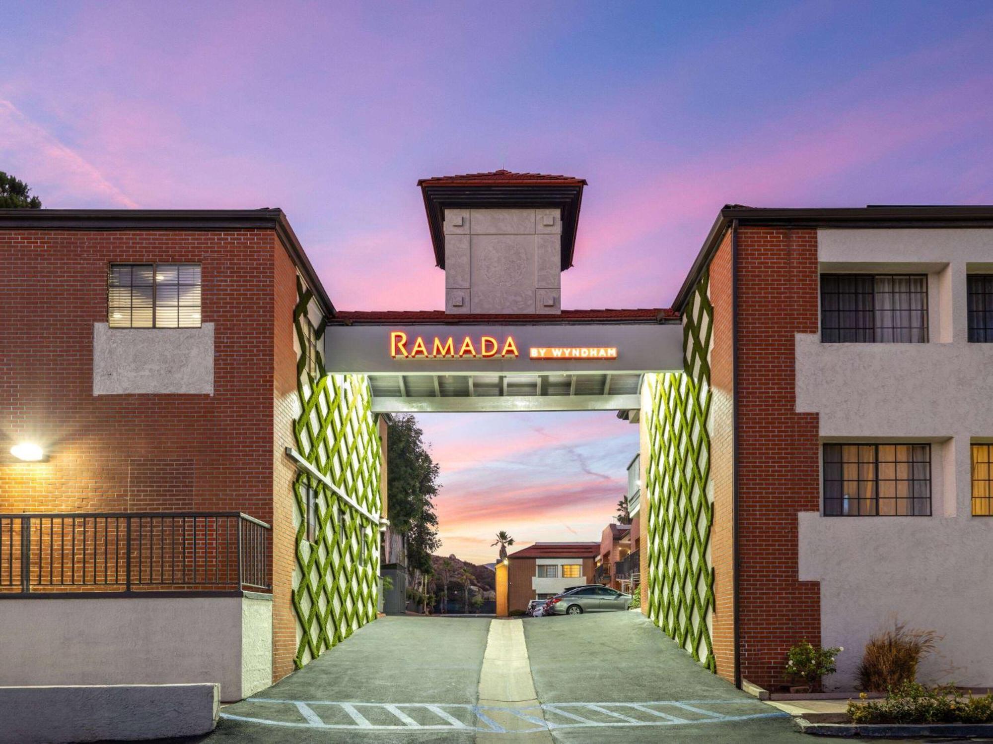 Ramada By Wyndham San Diego Poway Miramar المظهر الخارجي الصورة