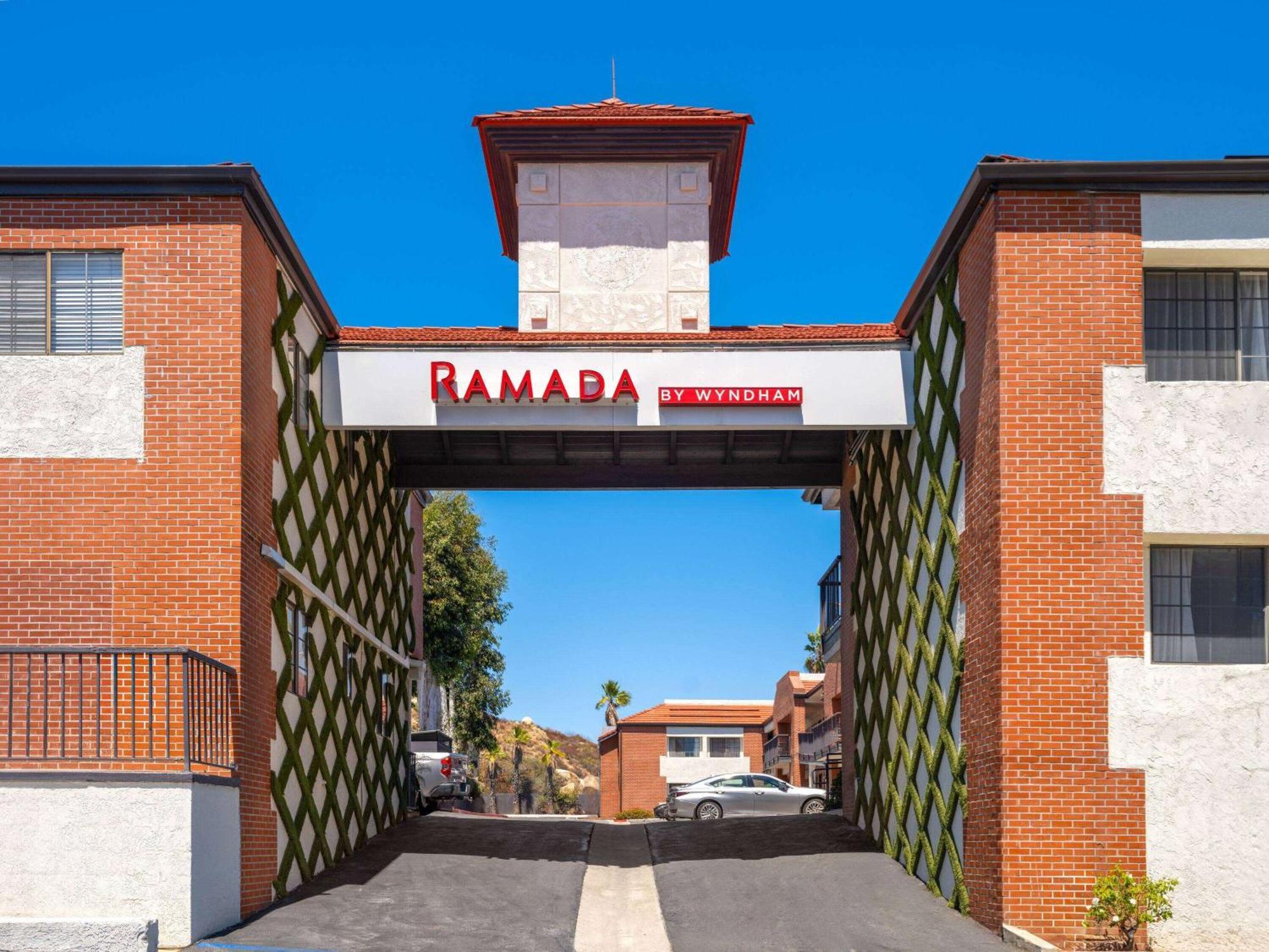 Ramada By Wyndham San Diego Poway Miramar المظهر الخارجي الصورة